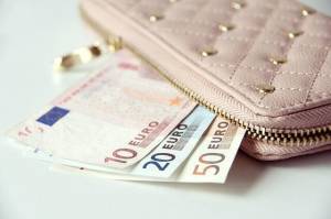 wallet-867568_640