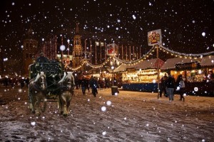 Vermutlich bekannter als für den 1. FC Nürnberg ist Nürnberg vor allem für Weihnachtsschlager wie Glühwein, Lebkuchen und Weihnachtsmärkte.