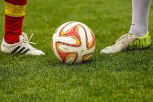 football-1350720_640